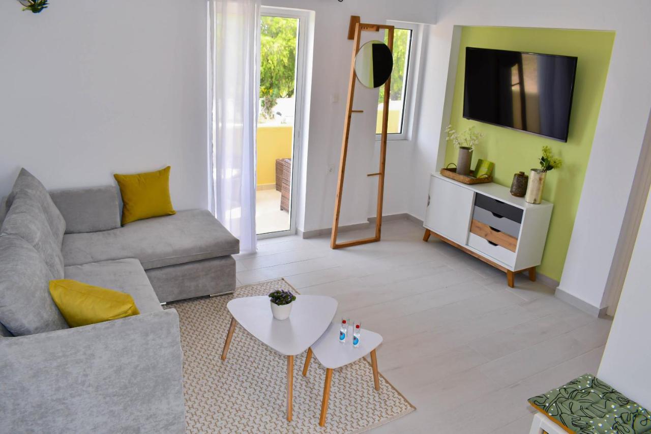 2 Bedroom Apartment Lambisea Kos By Eksteriør billede