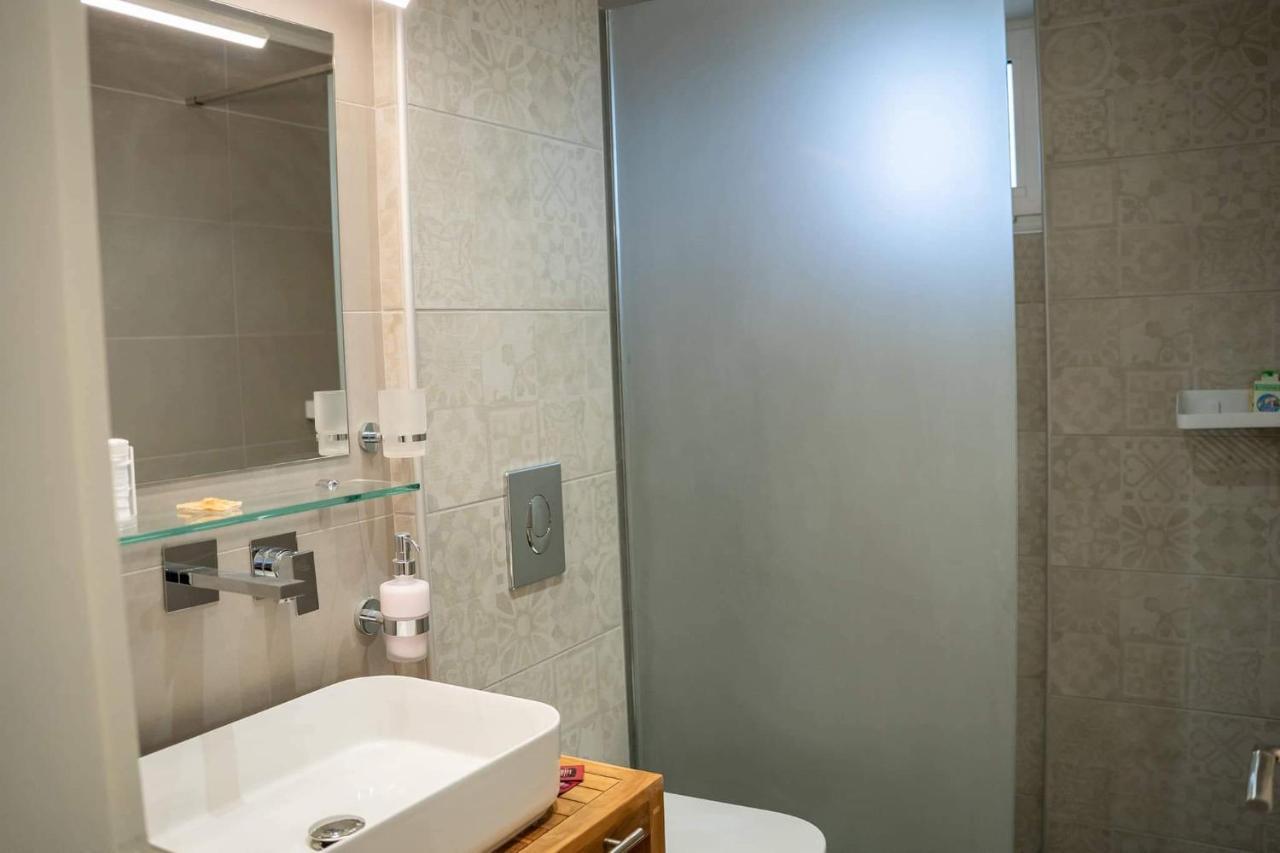 2 Bedroom Apartment Lambisea Kos By Eksteriør billede